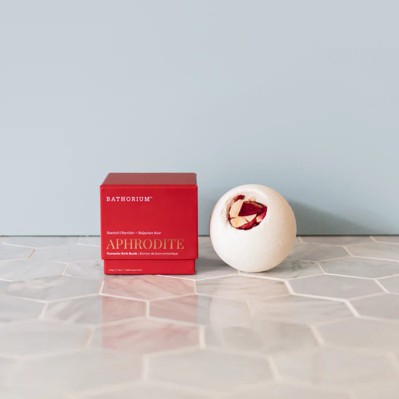 Bathorium | Aphrodite Bath Bomb - Oak + Tonic