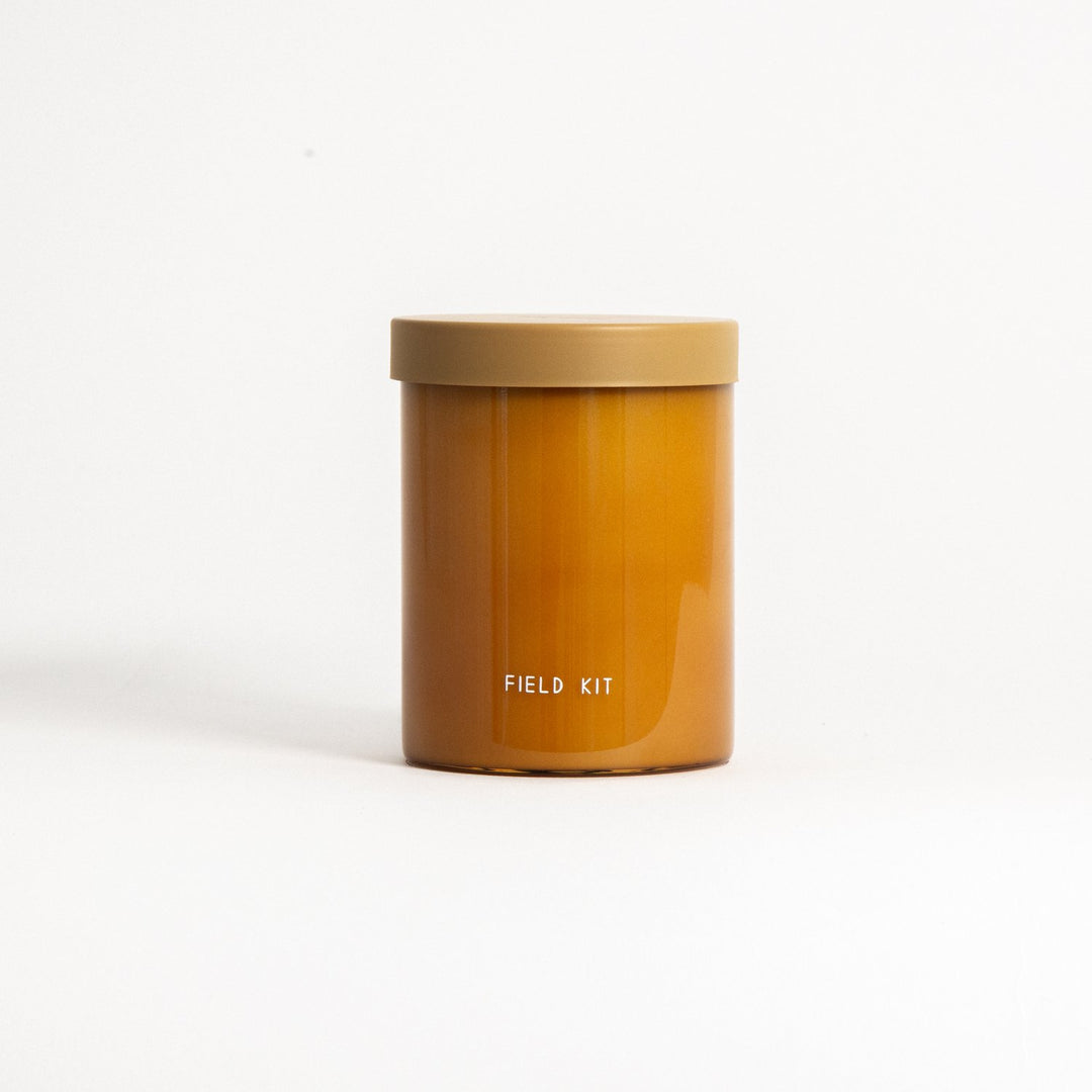 FieldKit Co.| The Beekeeper Candle [Honey + Clover] - Oak + Tonic