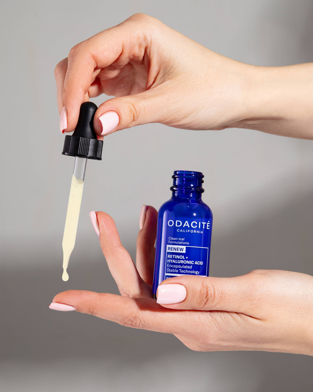 Retinol + Hyaluronic Acid Renewing Serum